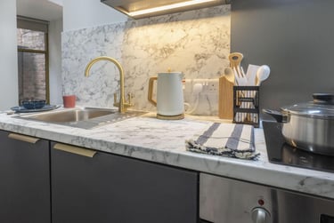 1 bed studio, Great George Street, Leeds, LS13DL - Image 7